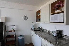 611 3 Beds Luxury Oceanfront Studio