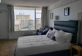 611 3 Beds Luxury Oceanfront Studio