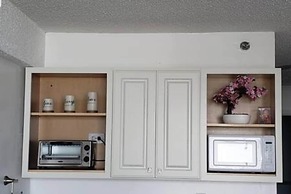 611 3 Beds Luxury Oceanfront Studio