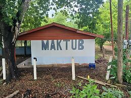 HOSTEL MAKTUB