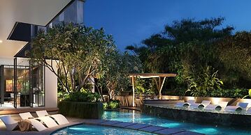 Bluesky Zenity Luxury Vacation