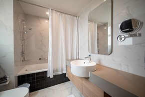 Bluesky Zenity Luxury Vacation