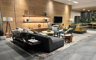 Bluesky Zenity Luxury Vacation