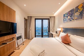 Bluesky Zenity Luxury Vacation