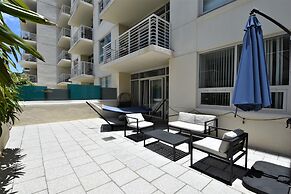 Lovely apt in the heart Midtown