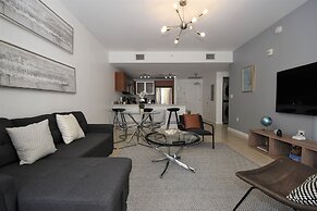 Lovely apt in the heart Midtown