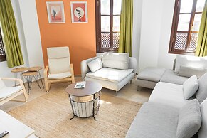 Boho Oldtown Apart Hotel