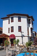 Boho Oldtown Apart Hotel