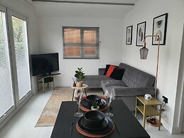 Stunning 1 King bed Cabin in Grays