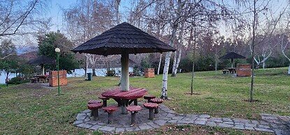 Hotel y Cabañas Las Mellizas - Caja Los Andes