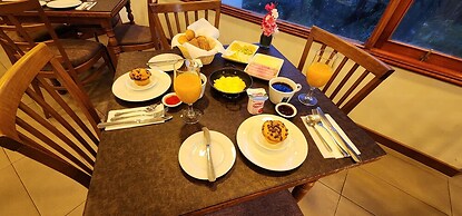 Hotel y Cabañas Las Mellizas - Caja Los Andes