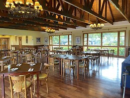 Hotel y Cabañas Punta Larga - Caja Los Andes