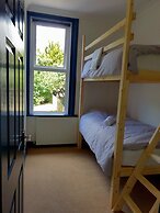 Charming 2-bed Apartment in Bournemouth