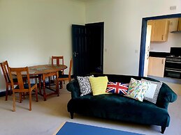 Charming 2-bed Apartment in Bournemouth