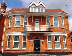 Charming 2-bed Apartment in Bournemouth