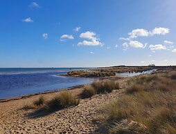 Charming 2-bed Apartment in Bournemouth