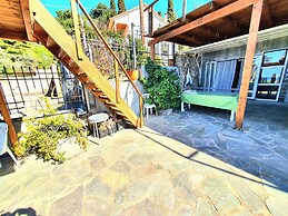 Magical View Studios 2 Asproneri, Kamena Vourla