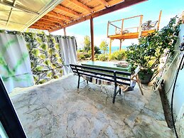 Magical View Studios 2 Asproneri, Kamena Vourla