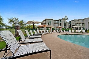 Serene Haven Leisure and Convenience