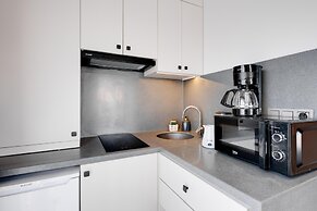 Central Flat Near Metrobus and Coast in Kadikoy