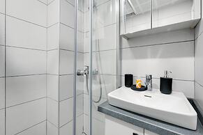 Cozy Flat Near Marmaray and Coast in Kadikoy