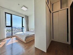 Homie's Apartment in D'Edge Thao Dien