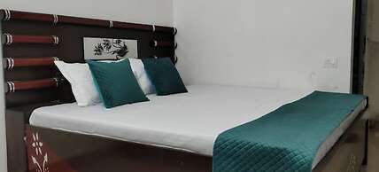 Hotel Holiday