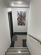 Modern One Bedroom Apartment