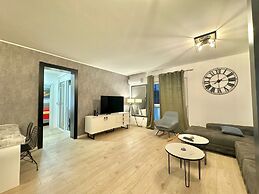 Modern One Bedroom Apartment