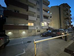 Modern One Bedroom Apartment