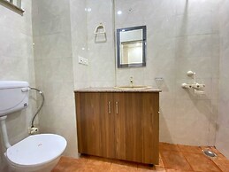 Hotel Vistacrest Noida Sector 35