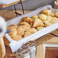 THE MAVILI URBAN STAY