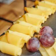 THE MAVILI URBAN STAY