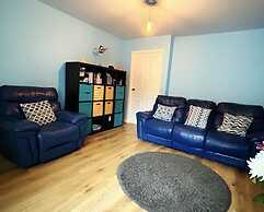 2 Bed End Terrace M4 M25 Heathrow Windsor & London