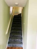 2 Bed End Terrace M4 M25 Heathrow Windsor & London