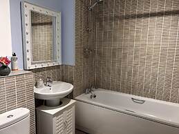 2 Bed End Terrace M4 M25 Heathrow Windsor & London