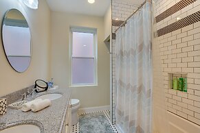 3 Mi to Dtwn: Charming Row House in Pittsburgh