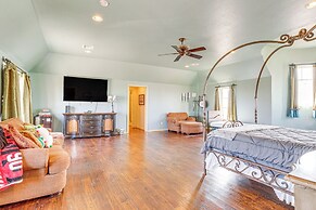Spacious Edmond Vacation Rental w/ Shared Pool!
