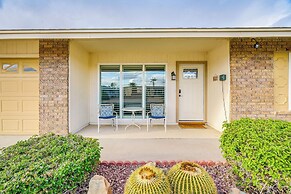Sun Valley Home w/ Screened Porch & Gas Grill!
