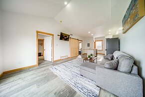 Balcony+ Golf Course View: Quiet Erie Getaway