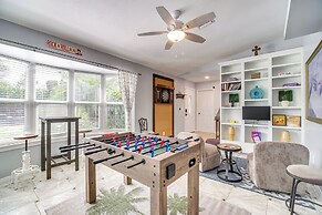 Sebastien Home w/ Pool & Gazebo - 8 Mi to Beaches!