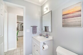 Sebastien Home w/ Pool & Gazebo - 8 Mi to Beaches!