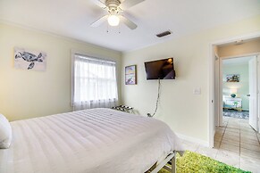 Sebastien Home w/ Pool & Gazebo - 8 Mi to Beaches!