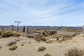 'the Maharaja Retreat' w/ Hot Tub & EV Charger!