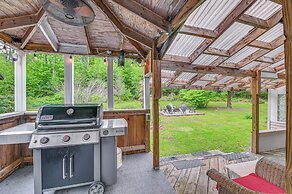 Cozy Lake Luzerne Home - 1 Mi to Wayside Beach!