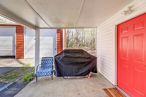 Secluded Newport Getaway w/ Fire Pit & Grill!