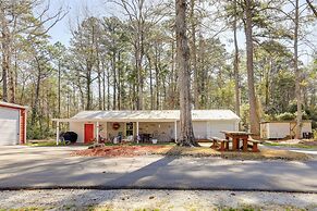 Secluded Newport Getaway w/ Fire Pit & Grill!