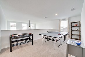 13 Mi to Disney: Home w/ Game Room + Golf Clubs