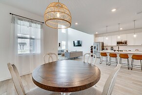 13 Mi to Disney: Home w/ Game Room + Golf Clubs