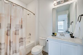 13 Mi to Disney: Home w/ Game Room + Golf Clubs